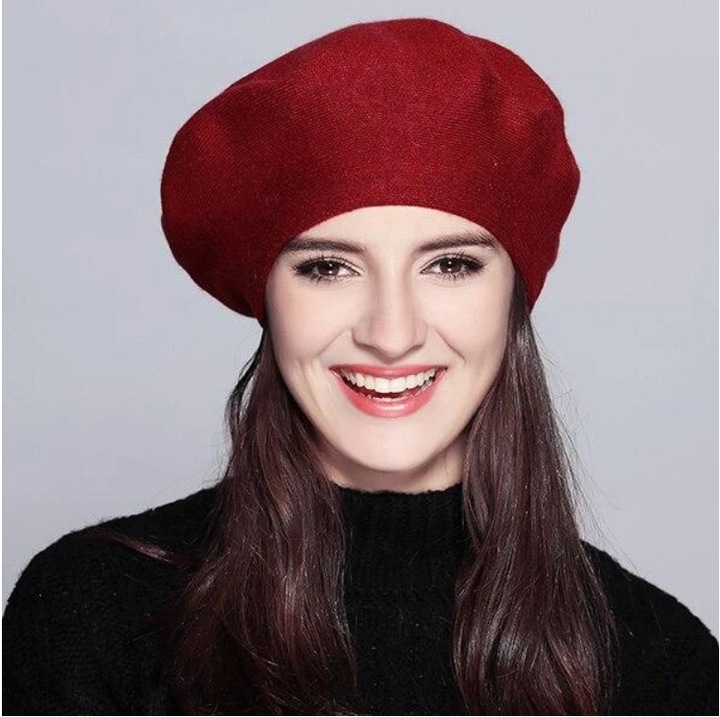 Caciula beret din tricot burgund, calduroasa, fara bor, pentru iarna, elastica, dimensiune unica