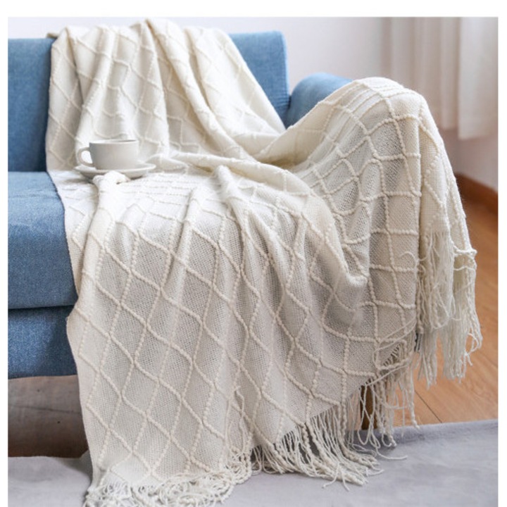 Patura tricotata cu franjuri, 100% acril, multicolor, usoara, 130x160cm