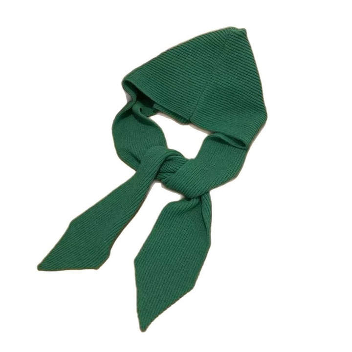 Esarfa tricotata cu gluga, verde, cu nod decorativ, din amestec de acrilic, pentru activitati in aer liber