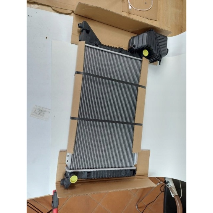 HART hűtőradiátor, motor hűtőrendszer, 680x409x40mm