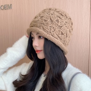 Caciuli si palarii dama