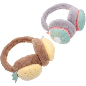 Caciuli si palarii dama