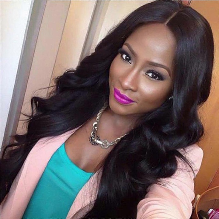 Peruca femei, par brazilian ondulat, lungime 70cm, culoare brunet inchis