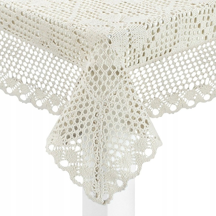 Obrus JEDEKA 110x160cm ecru, model crosetat cu flori, 80% bumbac, 20% poliester