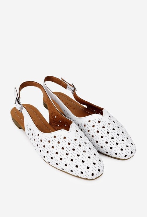 Balerini dama albi din piele perforata cu varful acoperit