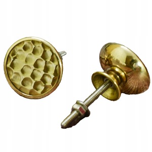 Feronerie si accesorii mobila