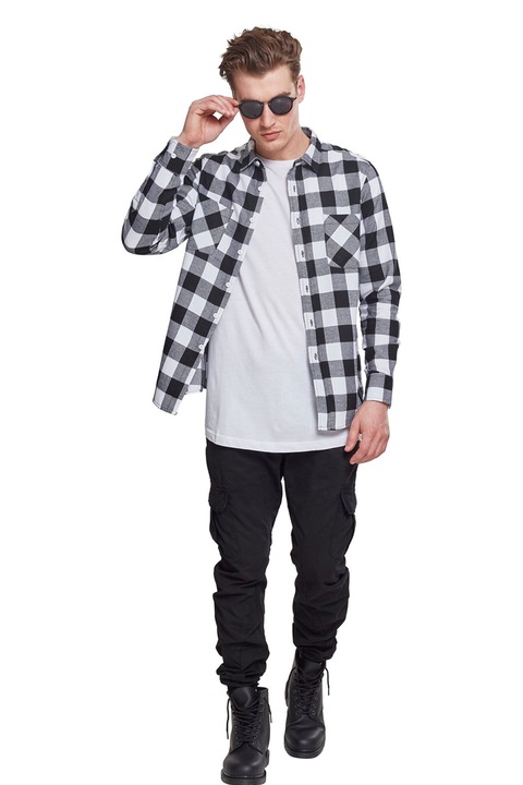 Urban Classics, Camasa regular-fit din flanel cu model in carouri, Negru/Alb murdar
