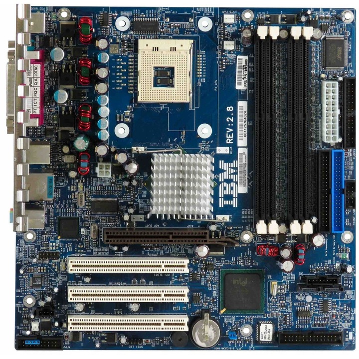 IBM 19R2560 alaplap, micro ATX, 4 RAM foglalat, 245x245mm