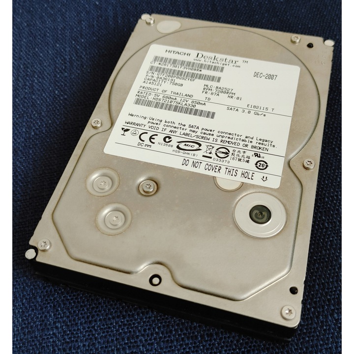 Hard Disk 750GB Hitachi DeskStar 7K1000 7200RPM SATA II 3.5''
