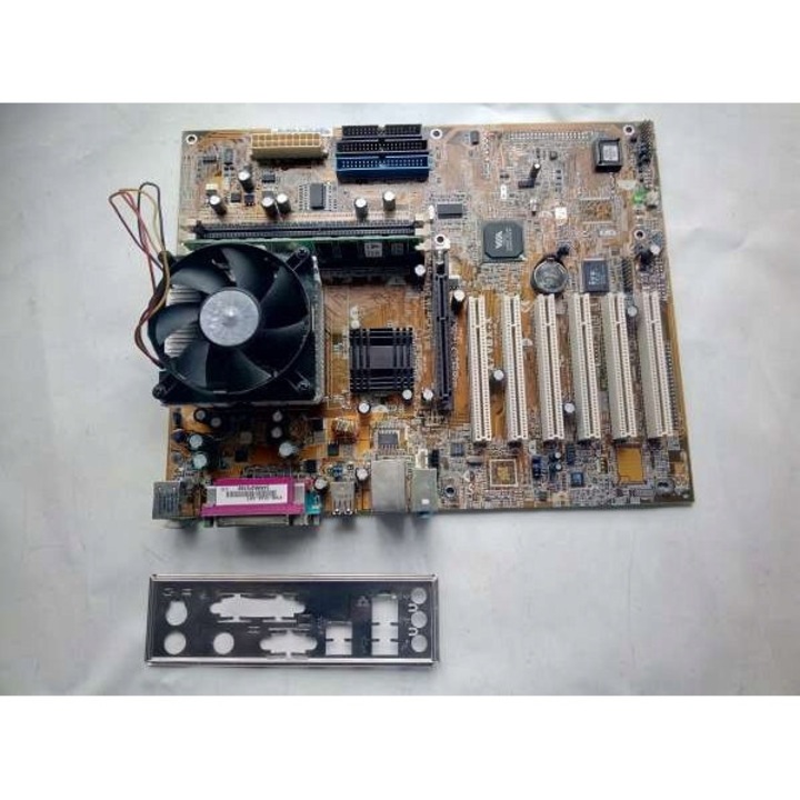 Alaplap ASUS A7V8X-X, 3x DDR, 6x PCI, AGP, socket 462