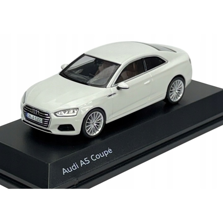 Audi A5 Coupe modellautó 1:43, fém, fehér, vitrinnel