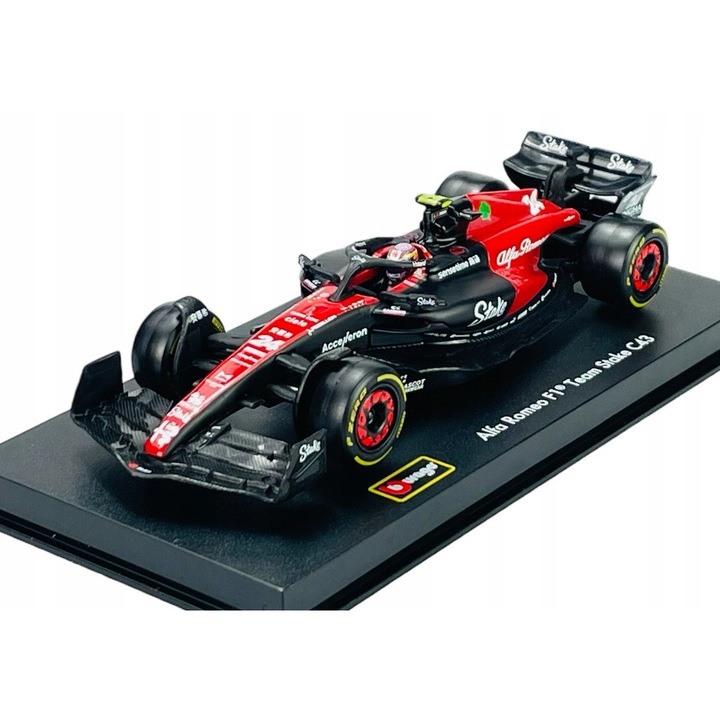 Model masina F1 Bburago Alfa Romeo C43 #24 Zhou Guanyu, 1:43, 12cm, set cu suport si vitrina