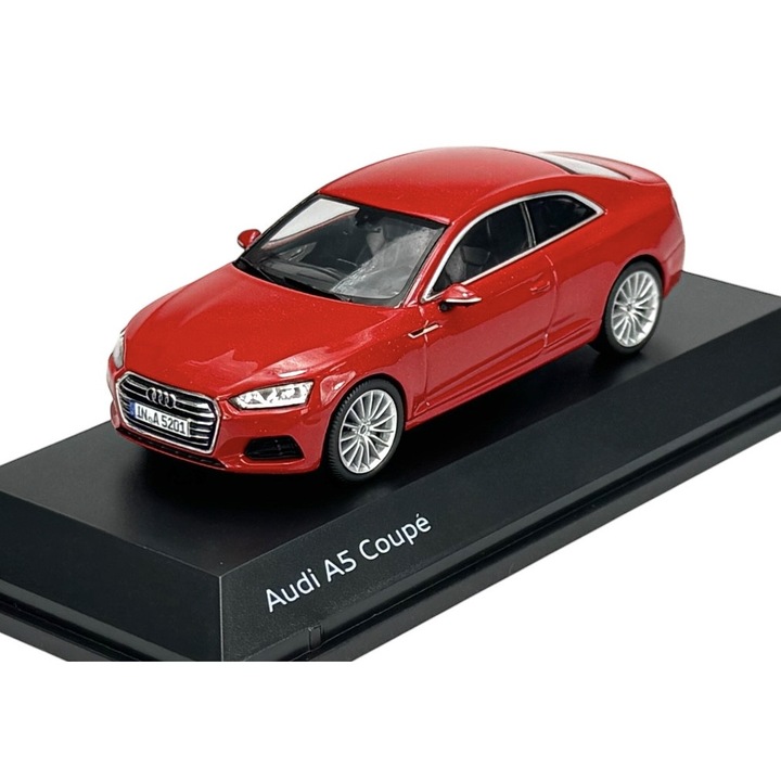 Audi A5 Coupe kisautó 1:43, tangóvörös, fém