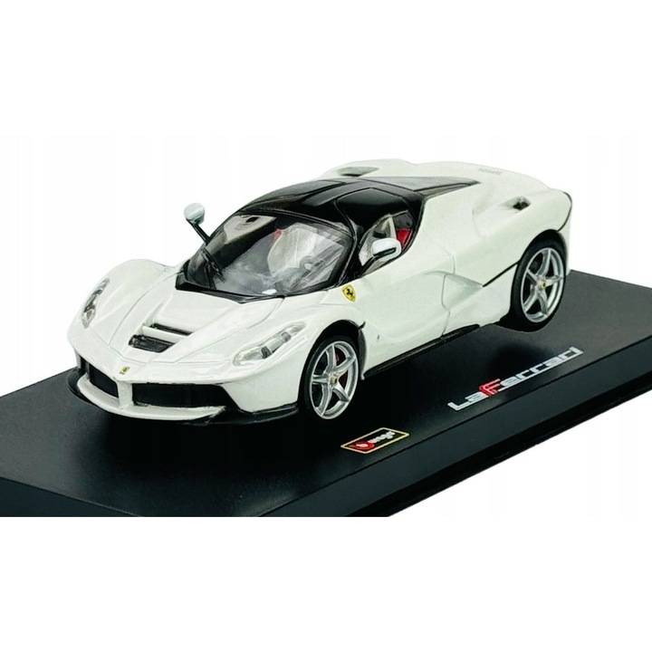 Ferrari LaFerrari modellautó, Bburago, 1:43, fehér, 11x4cm, vitrinnel
