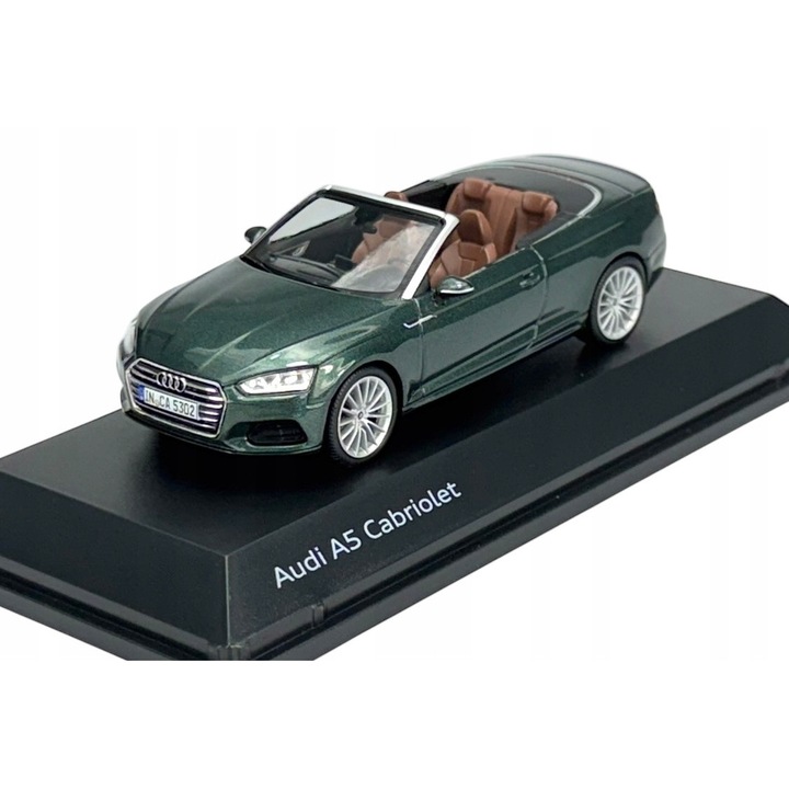 Audi A5 Cabriolet kisautó, 1:43 modell, Gotland Green szín, metál