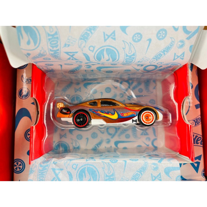Hot Wheels Automakett, Paul George, Nike PG-6, 8x3cm