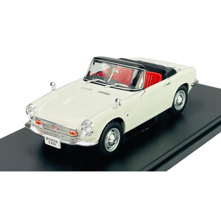Model metalic Honda S800 Spider Cabriolet 1966, alb, 1:24, set expunere