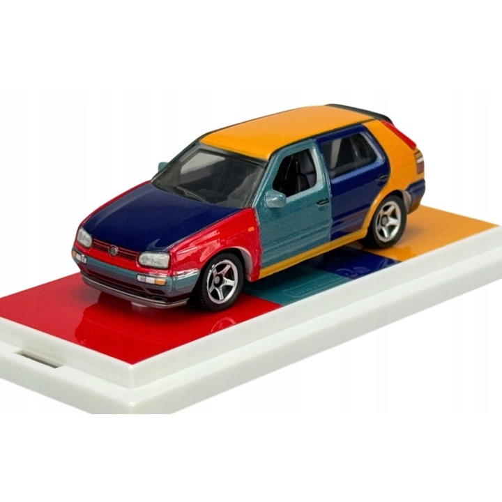Masinuta metalica Matchbox Golf MK3 Harlequin, set colectionari, 8x3cm