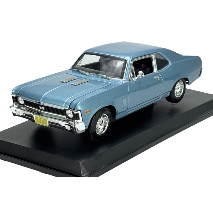 Chevrolet Nova SS 396 Coupe 1970 modellautó, világos metálkék, 1:18, nyitható ajtókkal és motorháztetővel, MAISTO