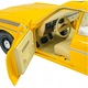 Autómodell, GreenLight, 1978 Dodge Monaco, 1:24, sárga, 22x8cm
