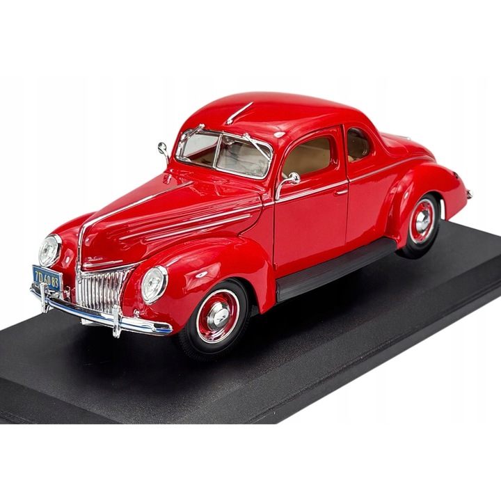 Ford DeLuxe Coupe 1939 kisautó, Maisto, 1:18, piros, fém/műanyag, 25x33x12.5cm