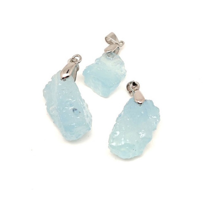 Nyugodt erő akvamarin nyers medál 20-35mm