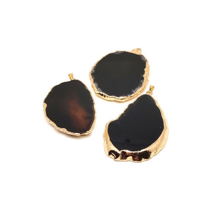 Védő fekete achát lap medál arany színű foglalattal 25x40-70mm