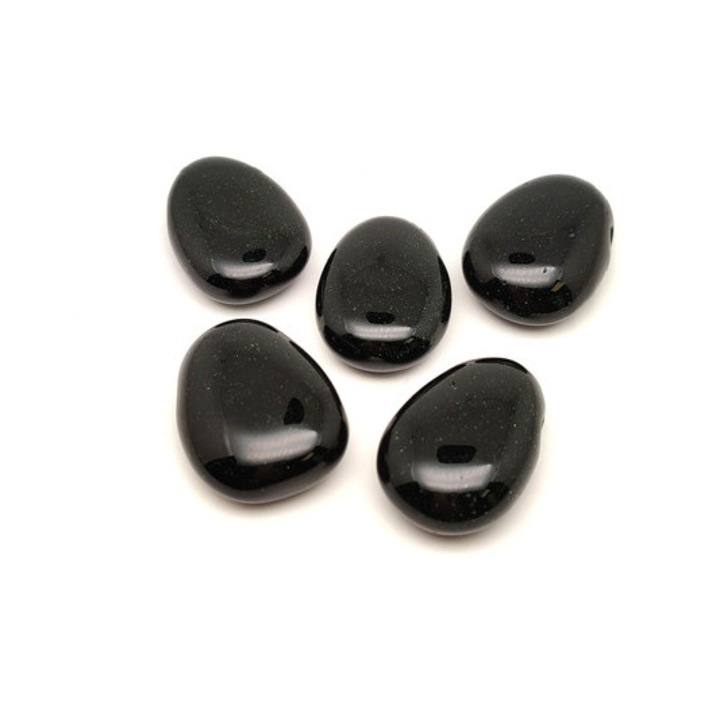 Átfúrt Goldstone zöld csepp medál