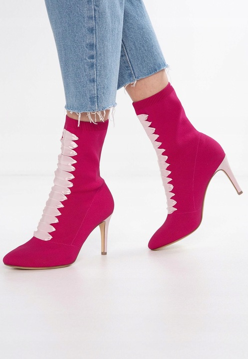 Botine dama Tamaris, roz