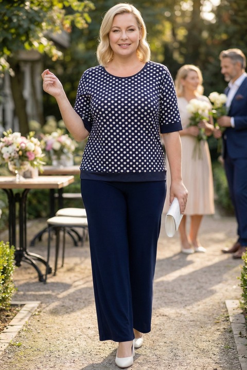 Bluza bleumarin cu buline albe