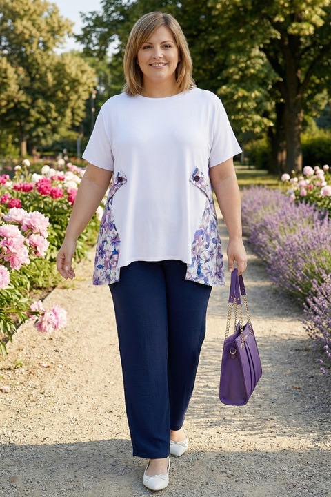 Bluza alba cu insertii florale