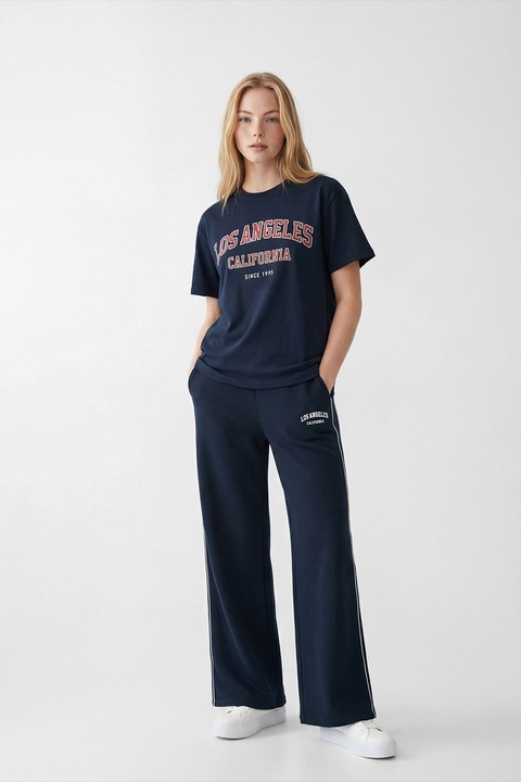 LC WAIKIKI, Pantaloni de trening cu croiala ampla si text, Alb optic, Bleumarin, XL