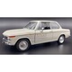 BMW 2002-1968 modellautó, 1:24, fehér/bézs, 17x9x6,5cm