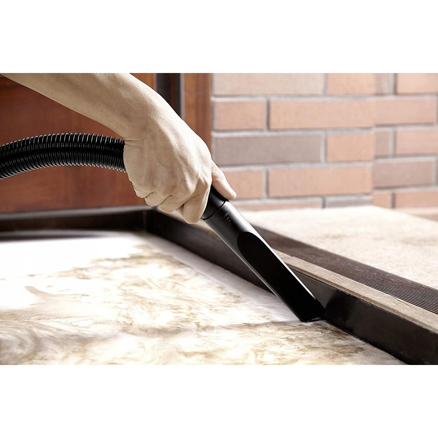 Aspirator Karcher WD3, 1400W, 17L, functie de suflare, negru, set cu manusi de protectie