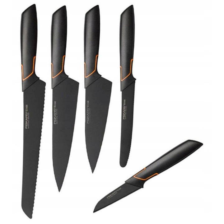 Fiskars Edge 5 részes konyhakés készlet, rozsdamentes acél, fekete-narancssárga, tartalmazza a 8 cm-es hámozókést, 13 cm-es paradicsomkést, 19 cm-es szakácskéset, 17 cm-es Santoku kést, 23 cm-es kenyérkést