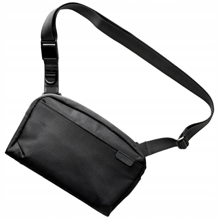 Чанта UNIQ Arden Sling 2L, черна, от rPET материал, капацитет 2L