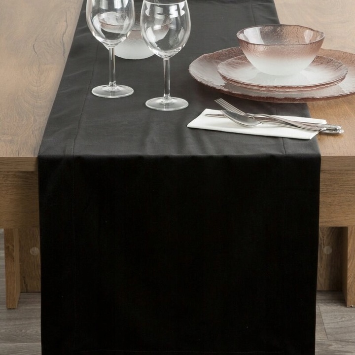 Eurofirany Melinda dekoratív asztalterítő 140x180cm, fekete, glamour díszcsíkkal