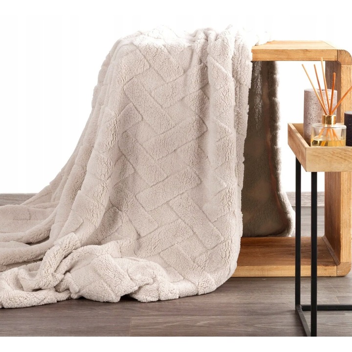 Patura Eurofirany, model CARO, 100% poliester, 340g/m2, 170x210cm, bej