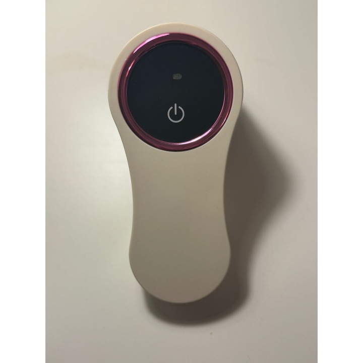Aparat electric pentru indepartatea scamelor reincarcabil