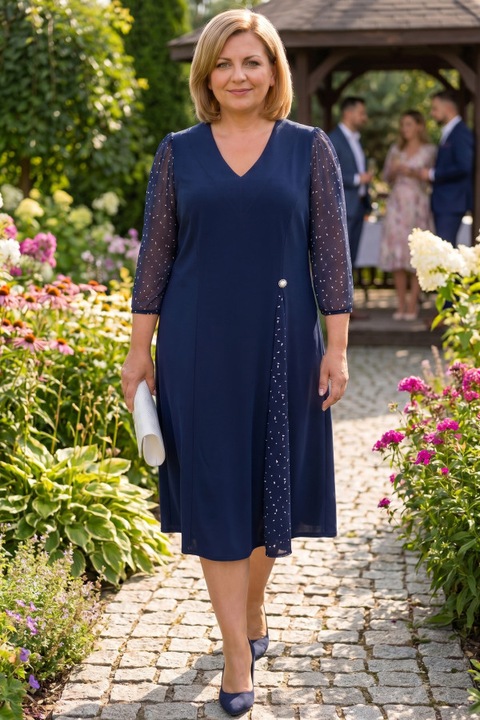 Rochie bleumarin cu maneci din sifon si un model mic