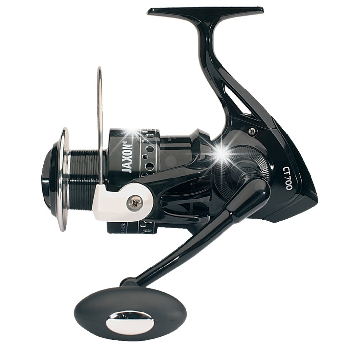 Jaxon TOP CATFISH 700 orsók, 5 csapágy, 0,40mm/395m kapacitás, 663g súly