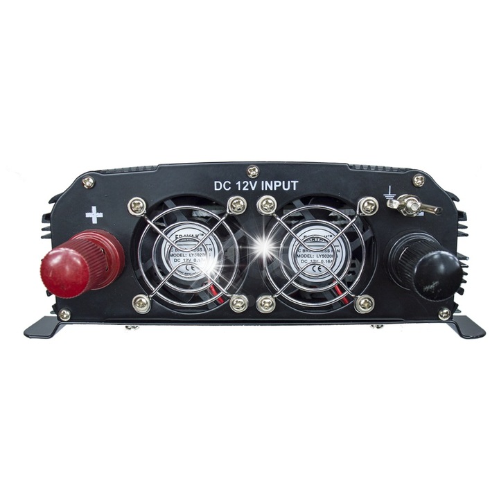 Inverter autó Volt 1500W/3000W 12V DC > 230V AC, 50Hz, 92% hatásfok