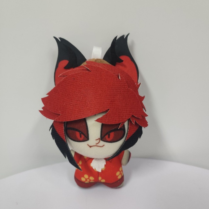 Jucarie de plus Alastor "Nunu" Stil, versiune rosie, 10cm