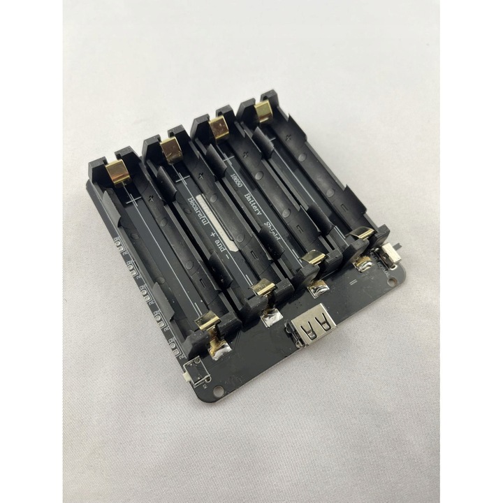 Модул за захранване 4x18650 USB USB-C 3V3 5V с BMS, 92x100x26mm