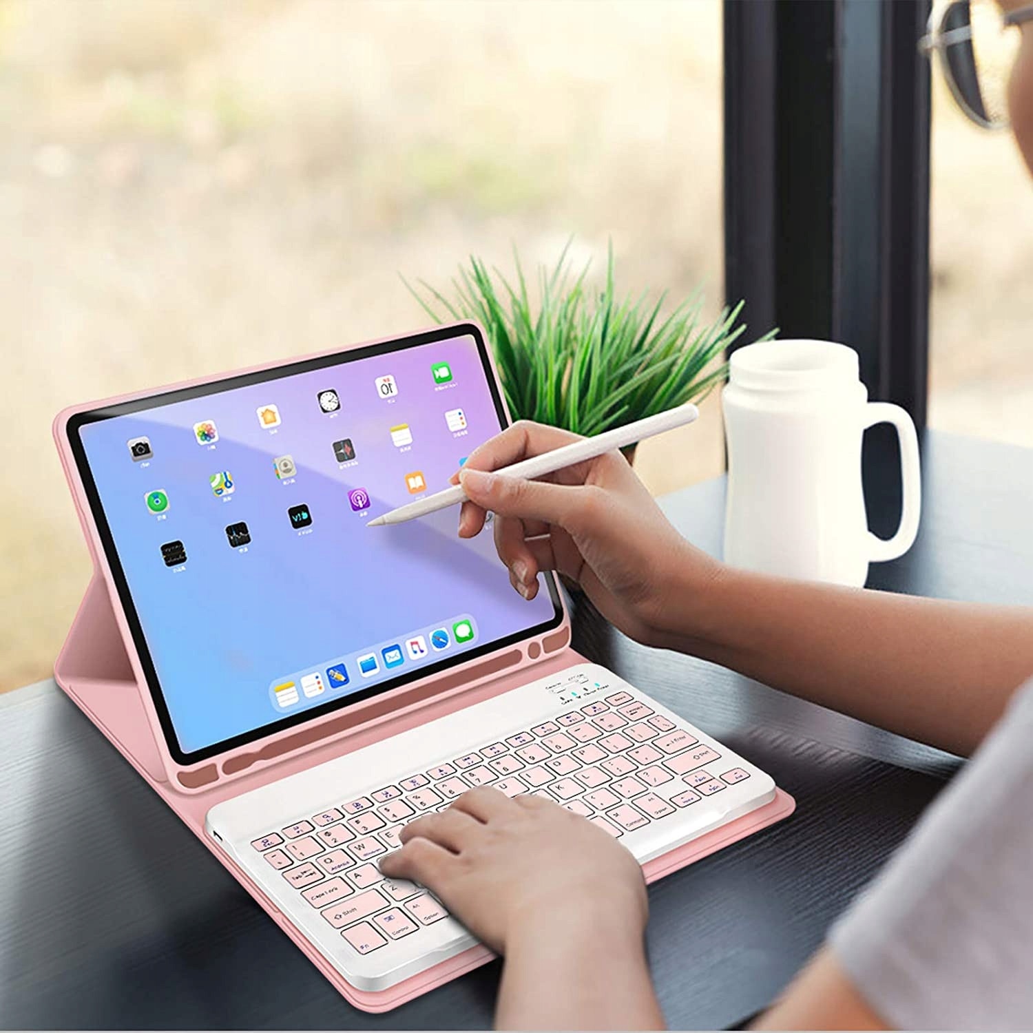 Set etui si tastatura Bluetooth pentru Apple iPad Air 4/5 10.9", roz, cu suport pentru stylus