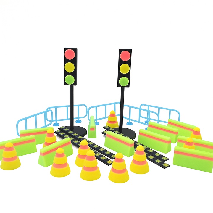 Set Educativ Semne de Circulatie pentru Copii, ZLBoutique, 31 Piese, Fosforescent, Biodegradabil