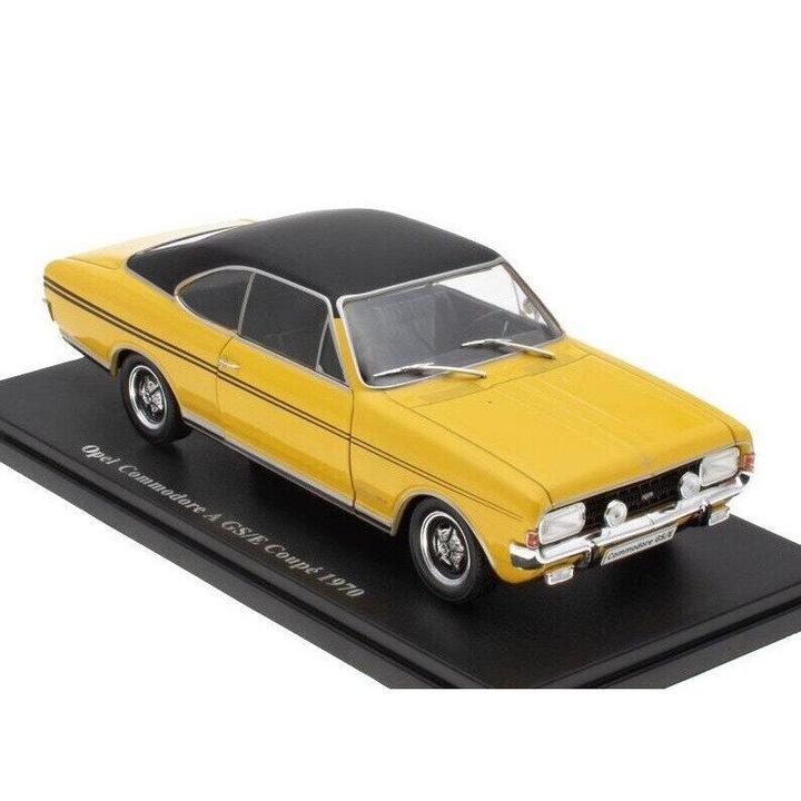 Opel Commodore A GS/E Coupe sárga 1970 1:24 fém modellautó