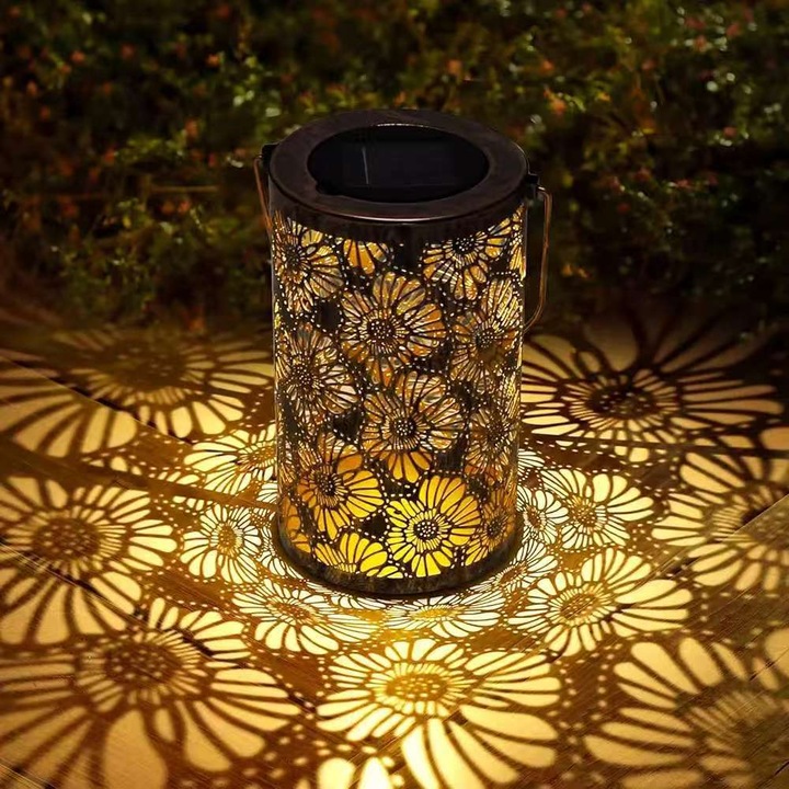 Lampa solara din fier forjat, design crizantema, 18x10x10cm, pentru terase si balcoane