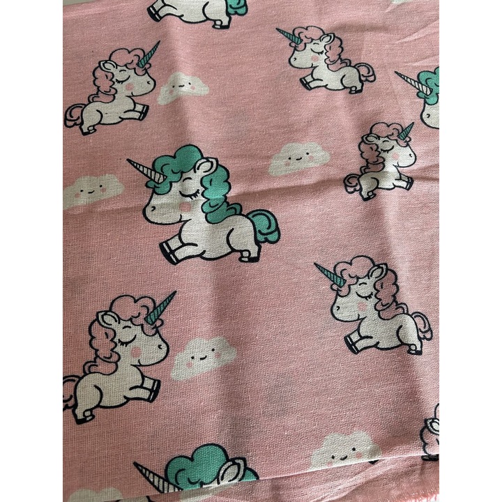 Hajcsat, Unicorns