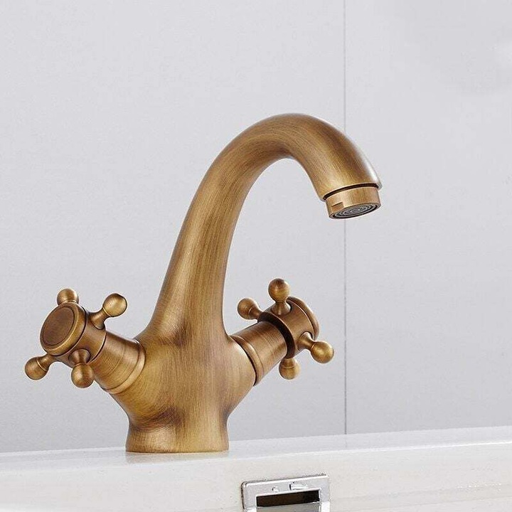 Retro bronz fürdőszobai csaptelep, európai design, szálcsiszolt felület, 2 fogantyú, standard méretek